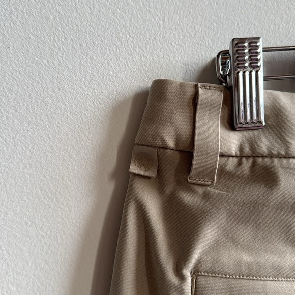 Lululemon Commission Classic-Fit Short 9" *Warpstreme - Picture 9 of 10